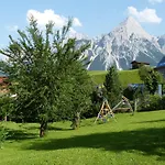 Alpenland Lermoos